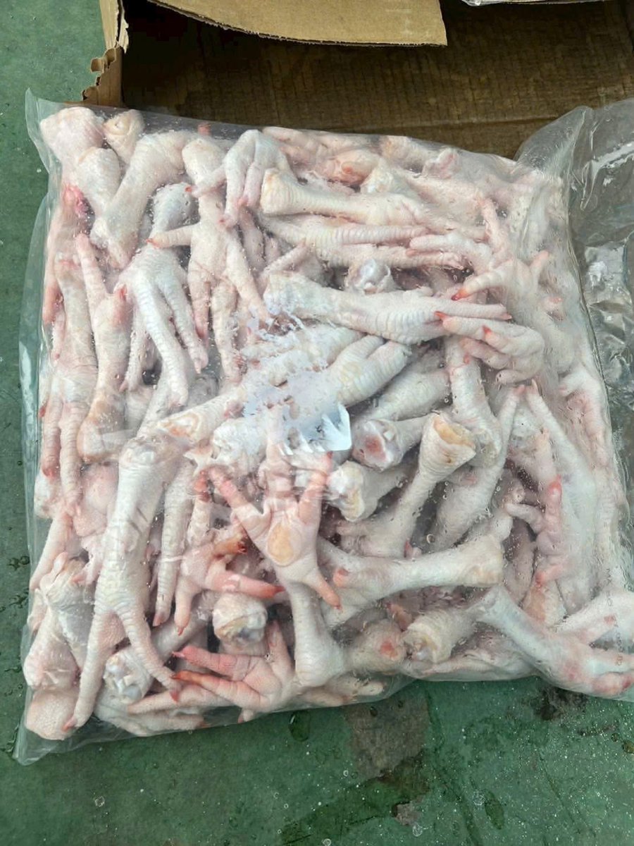 Chân gà nguyên xương 50 up
