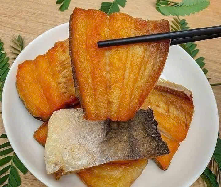 cá dứa lai 1 nắng,