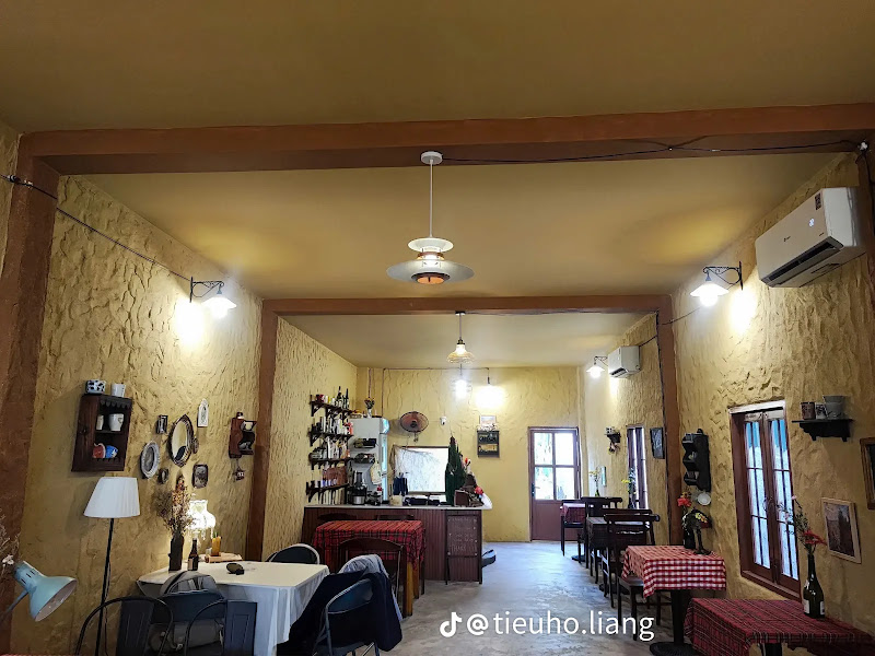 Một Chiếc Thơm Coffee