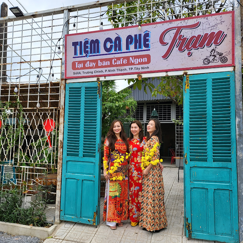 Tiệm cà phê Trạm