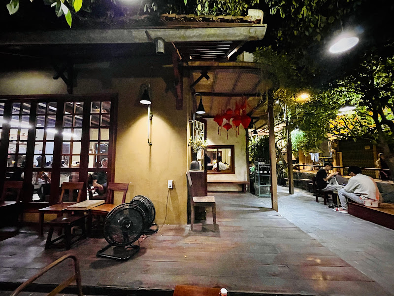 TÒ HE Cafe